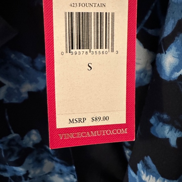 NWT Vince Camuto size small - Picture 5 of 5